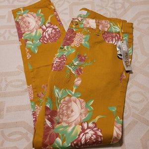 Puzzle Jeans wear pants-